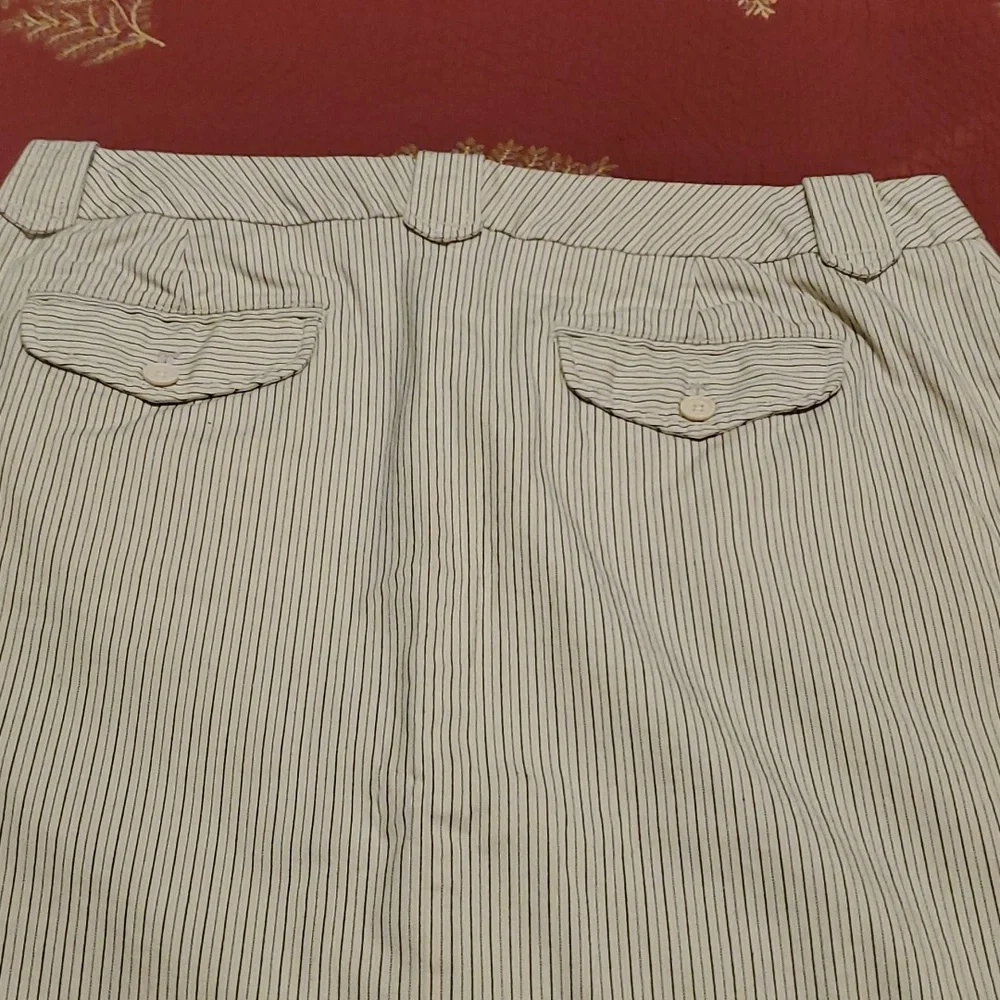 Skirt - Picture 4 of 4